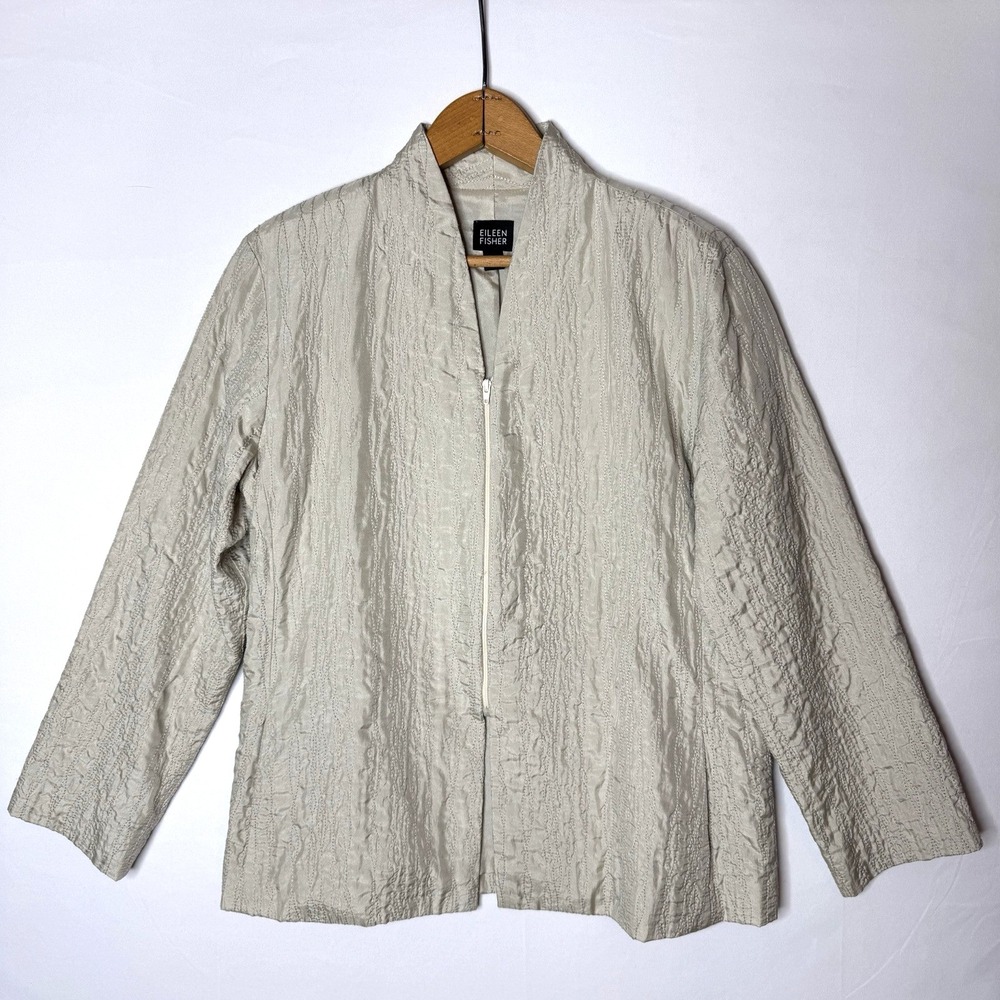 Eileen Fisher Jacket 100% Silk Sz S‎ Pockets Zip Embroidered Crinkle Beige